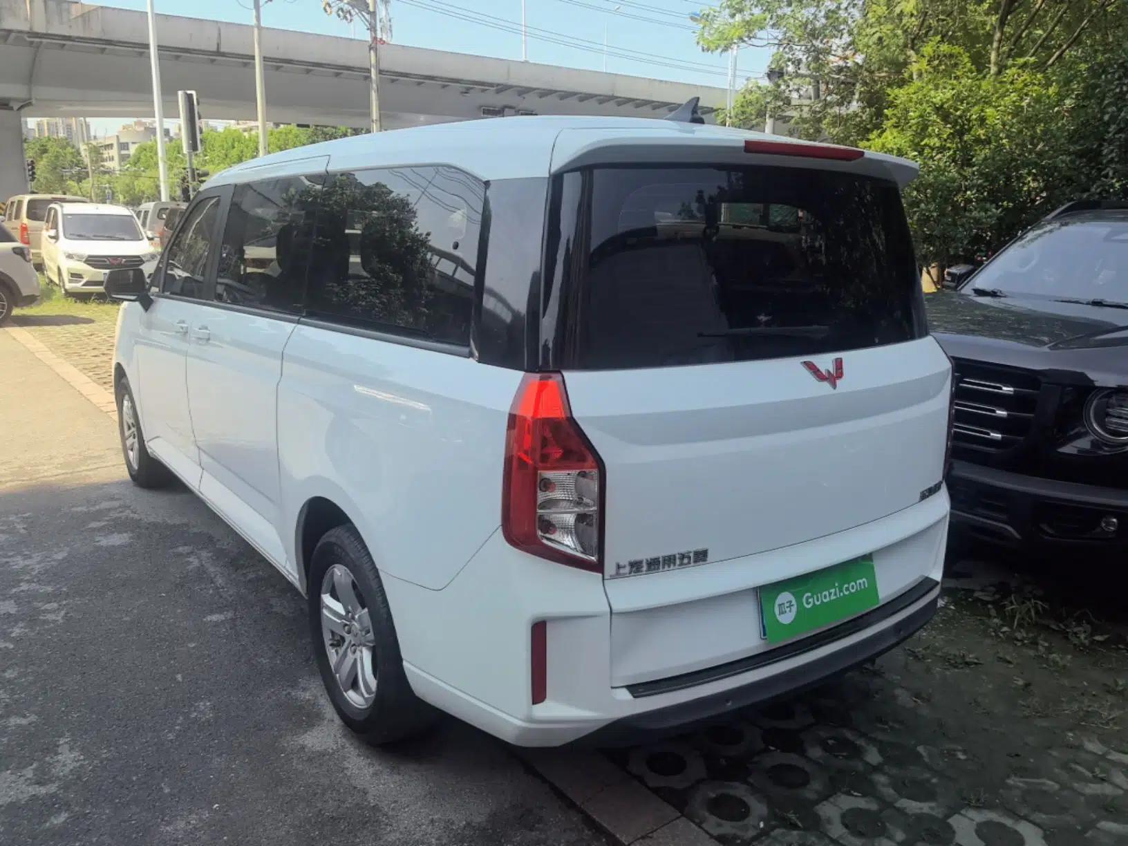 Wuling Zhengcheng 2021 1.5T Manual Luxury Version — миниатюра 4