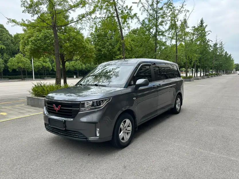 Wuling Zhengcheng 2021 1.5T Manual Luxury Version — миниатюра 1