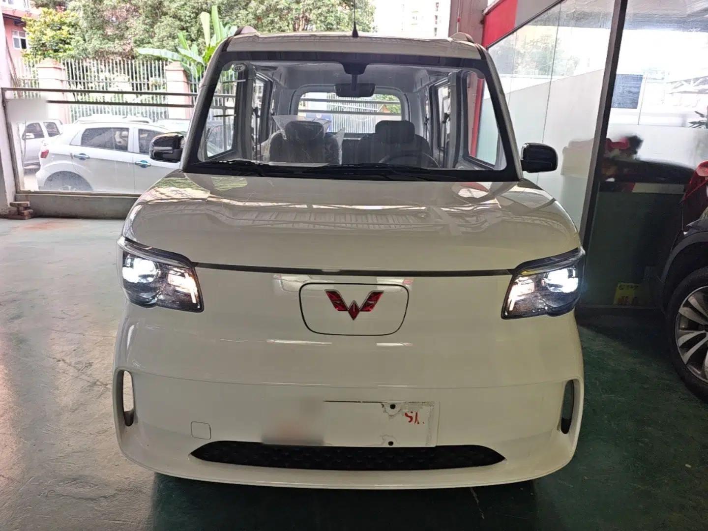 Wuling Zhiguang New Energy 2025 Model 305km Ambitious Edition — миниатюра 2
