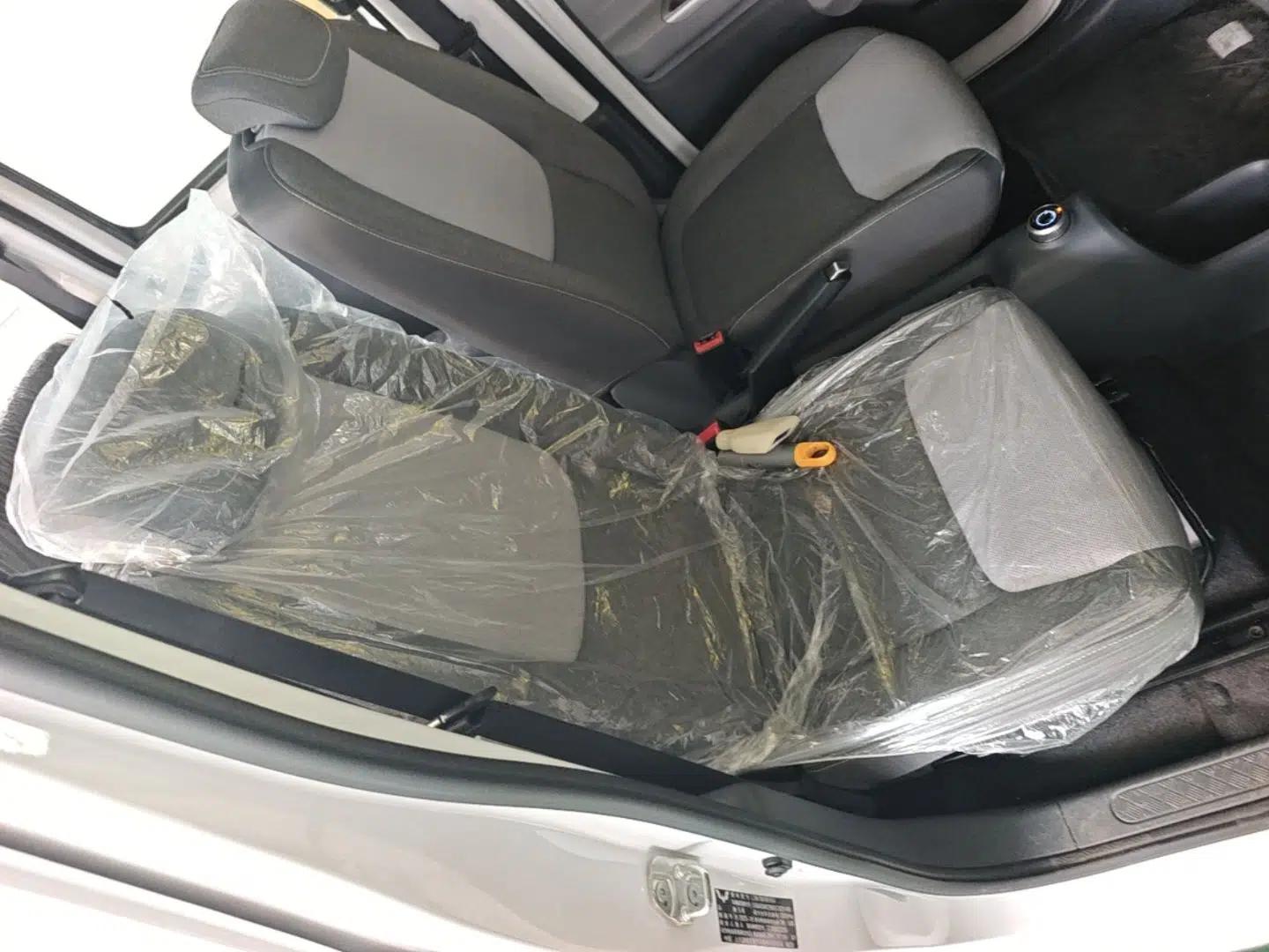 Wuling Zhiguang New Energy 2025 Model 305km Ambitious Edition — миниатюра 19