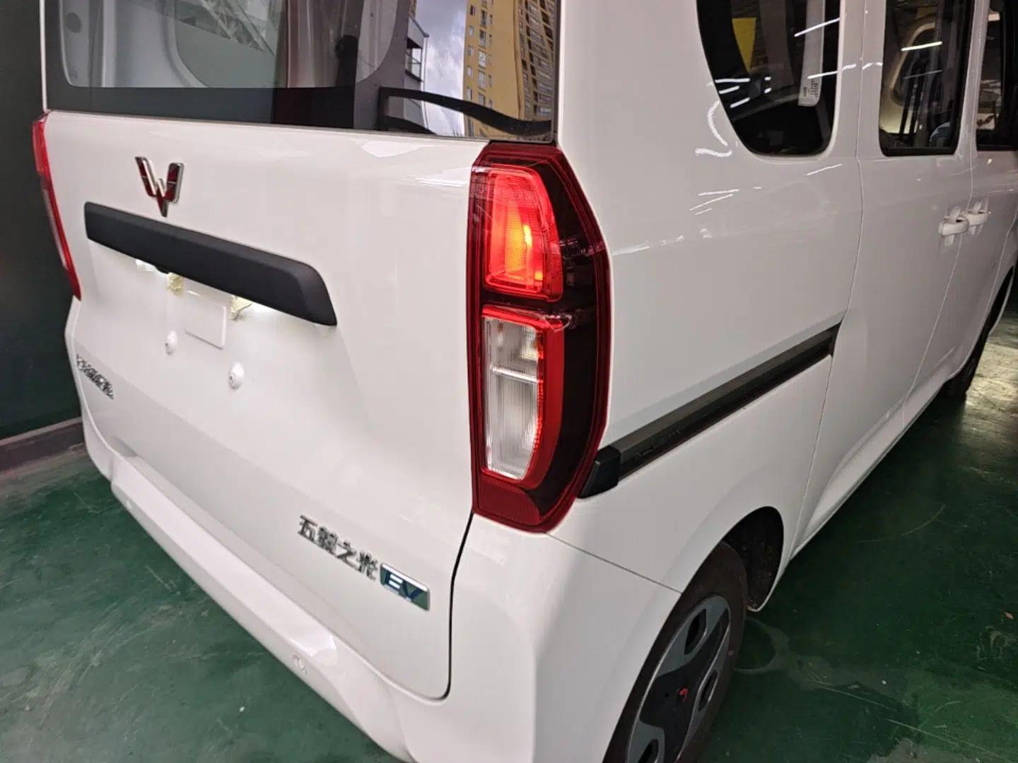 Wuling Zhiguang New Energy 2025 Model 305km Ambitious Edition — миниатюра 9