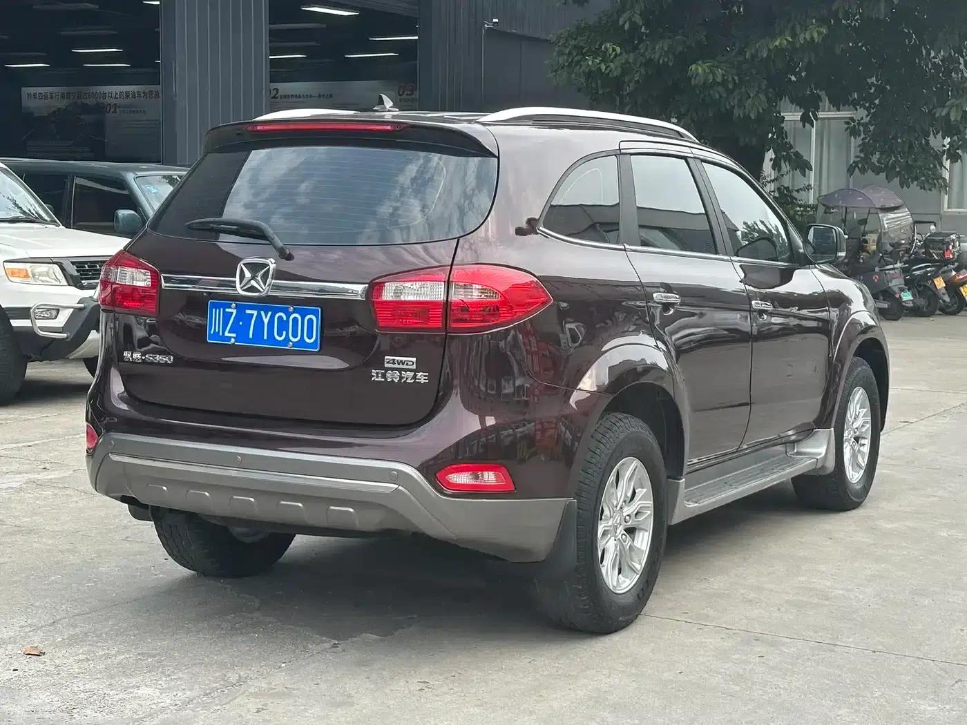 Yusheng S350 2016 2.0T Automatic 4WD Gasoline Luxury Sunroof 7-Seater — миниатюра 4