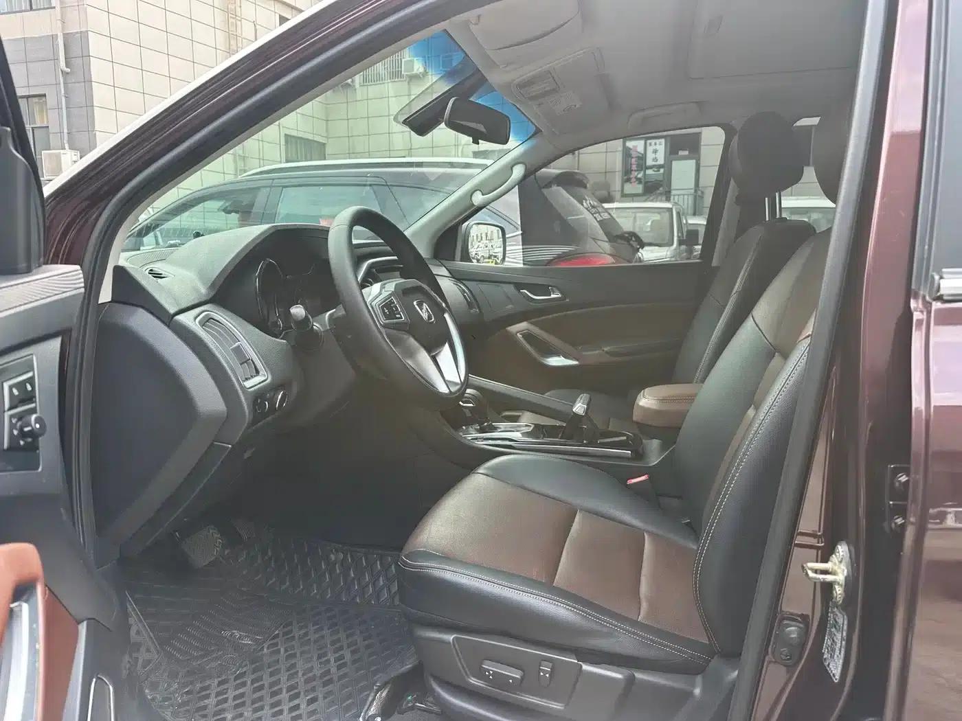 Yusheng S350 2016 2.0T Automatic 4WD Gasoline Luxury Sunroof 7-Seater — миниатюра 7