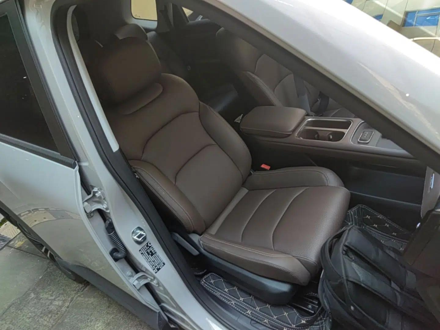 Wuling Xingguang 560 New Energy 2026 Model, Plug-in Hybrid, 125 km, Luxury Version — миниатюра 24