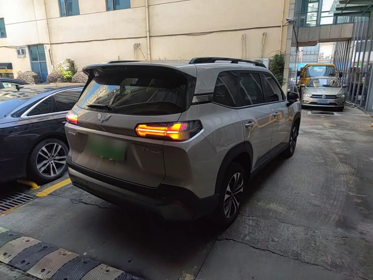 Wuling Xingguang 560 New Energy 2026 Model, Plug-in Hybrid, 125 km, Luxury Version — миниатюра 6