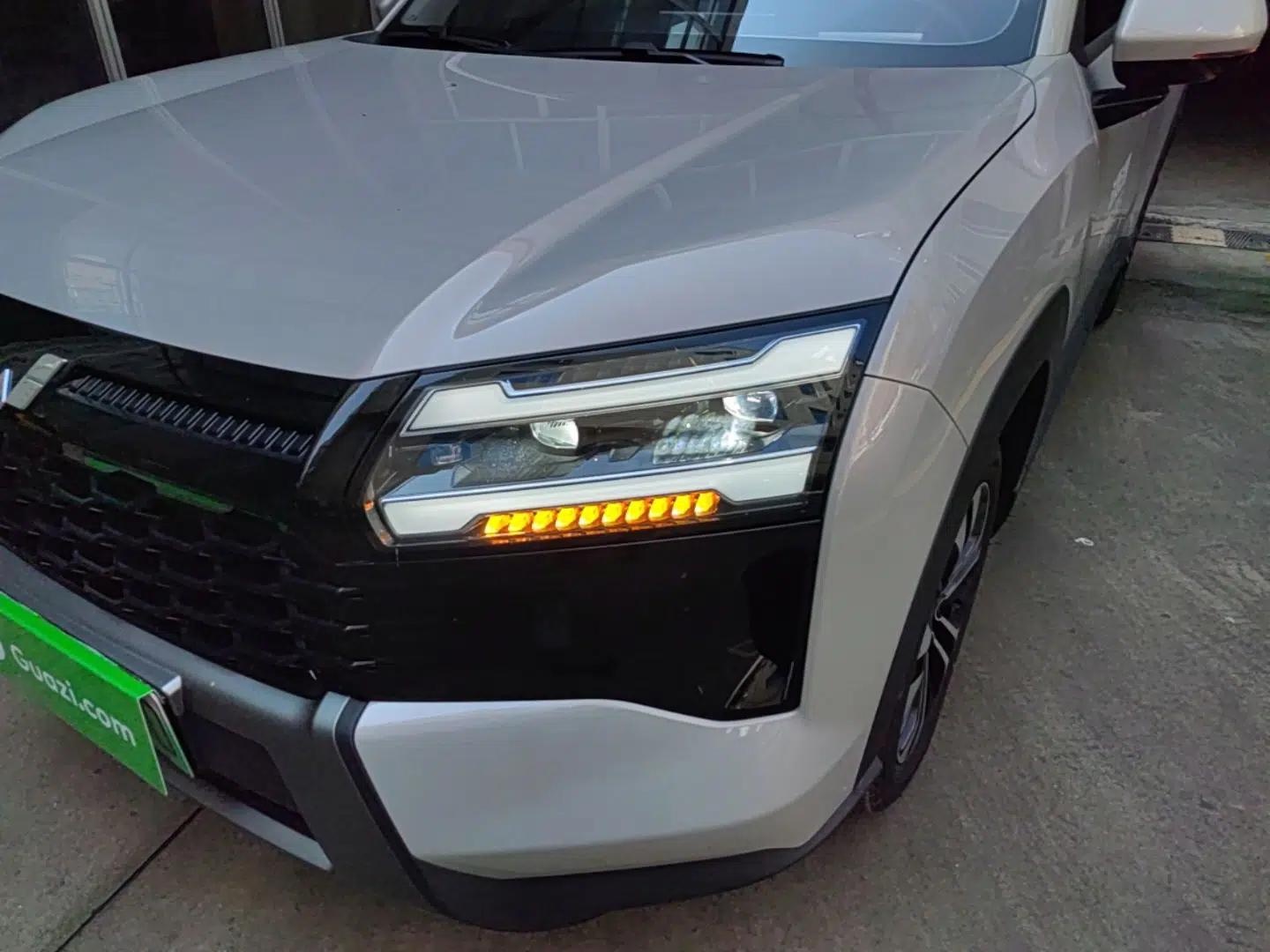 Wuling Xingguang 560 New Energy 2026 Model, Plug-in Hybrid, 125 km, Luxury Version — миниатюра 8