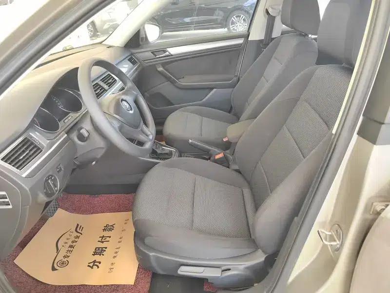 2016 Volkswagen Bora 1.6L Automatic Fashion Edition — миниатюра 9
