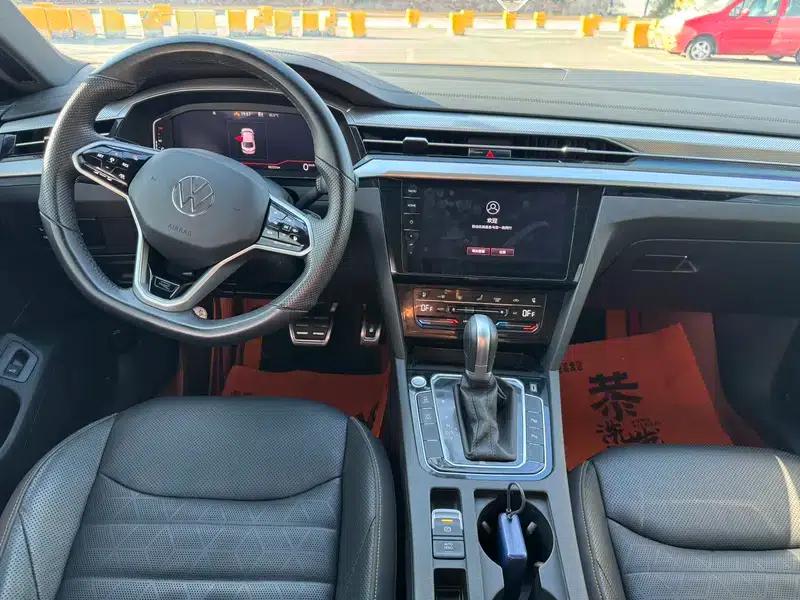 Volkswagen CC 2024 380TSI Striking Edition — миниатюра 8