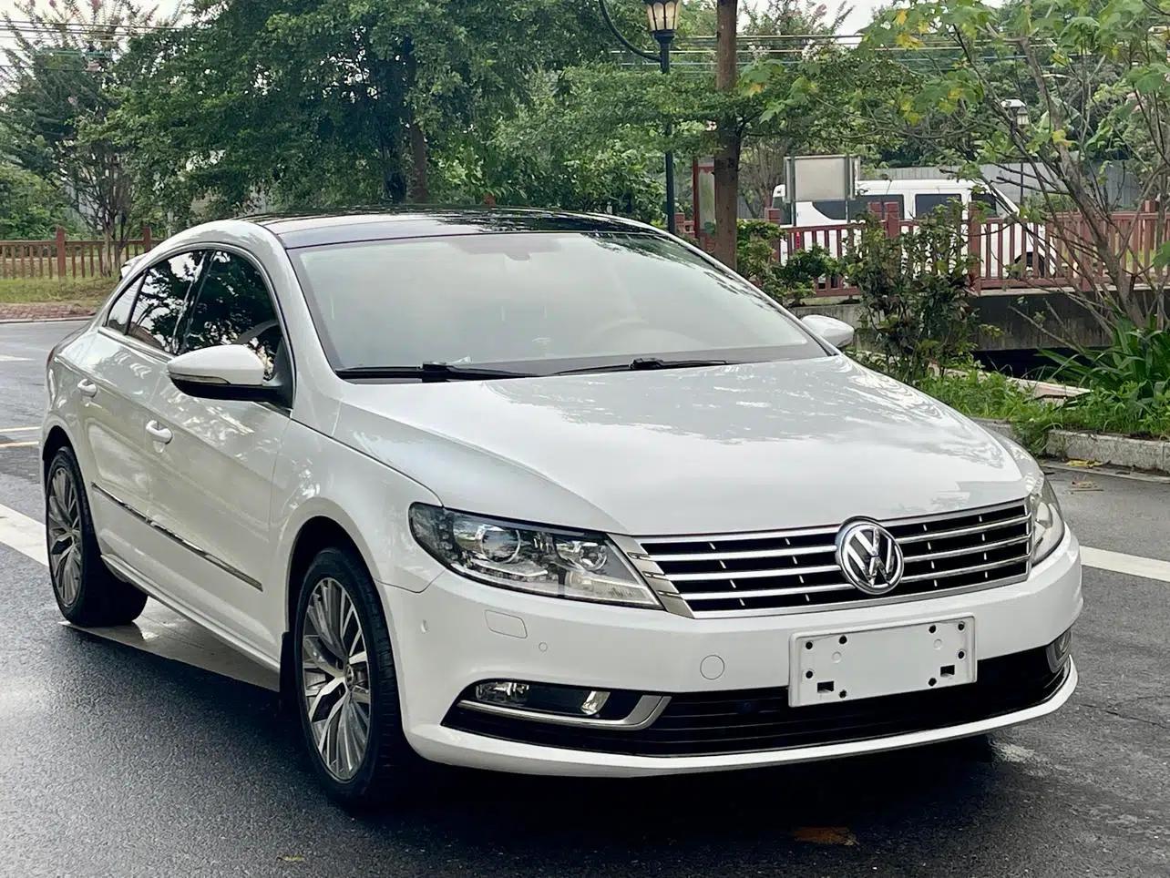 Volkswagen CC 2018 1.8TSI Luxury — миниатюра 3