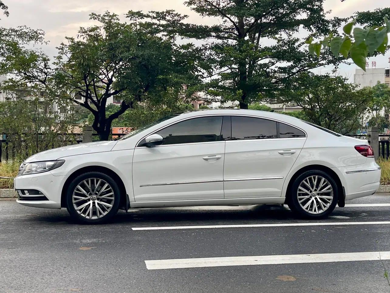 Volkswagen CC 2018 1.8TSI Luxury — миниатюра 8