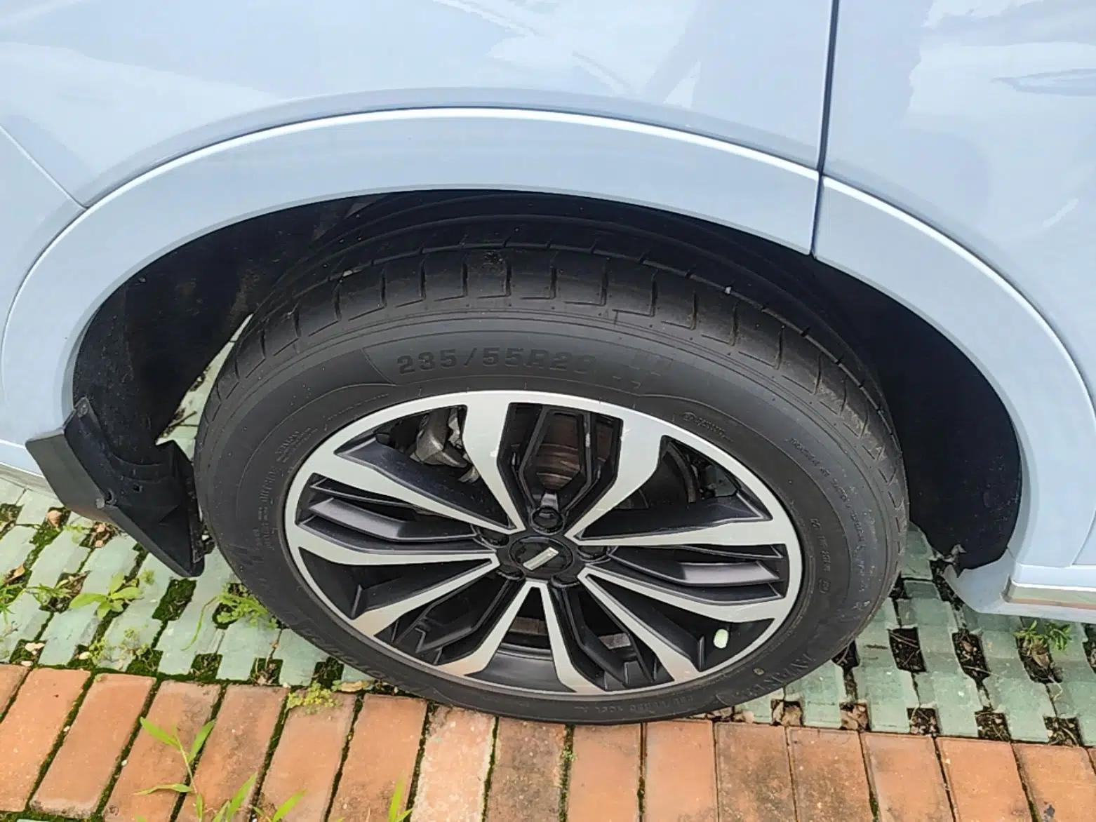 Wey Mocha 2021 2.0T Two-Wheel-Drive Premium Edition — миниатюра 11