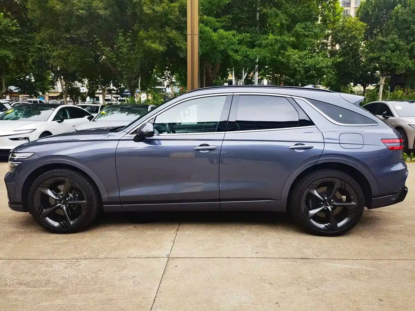 Genesis GV70 2025 2.5T AWD Flagship Edition — миниатюра 3