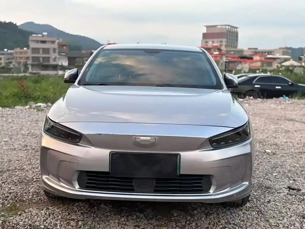 Geely Geometry A 2022 Pro 430KM Green Apple Pro — миниатюра 3