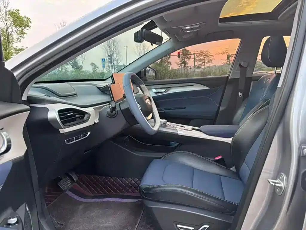 Geely Geometry A 2022 Pro 430KM Green Apple Pro — миниатюра 10