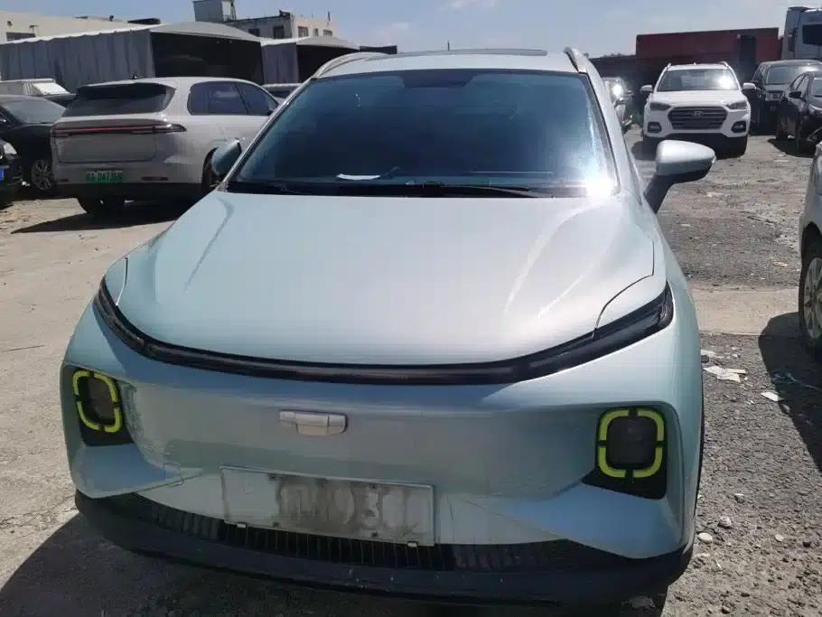 Geely Geometry E Firefly 2022 Model 320KM Cute Tiger 4-Seater — миниатюра 2