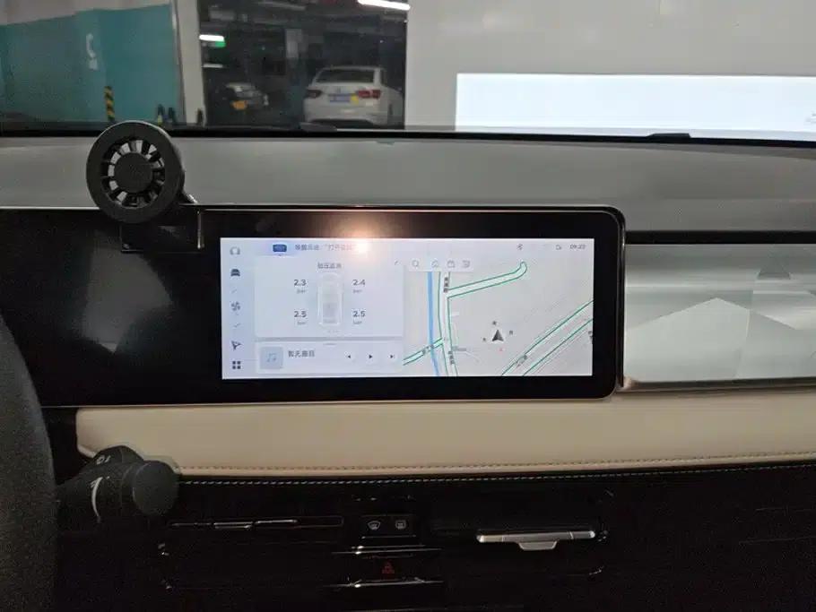 Geely Geometry E Firefly 2023 Model 320KM Happy Tiger 5-Seater — миниатюра 13