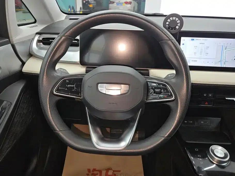 Geely Geometry E Firefly 2023 Model 320KM Happy Tiger 5-Seater — миниатюра 15