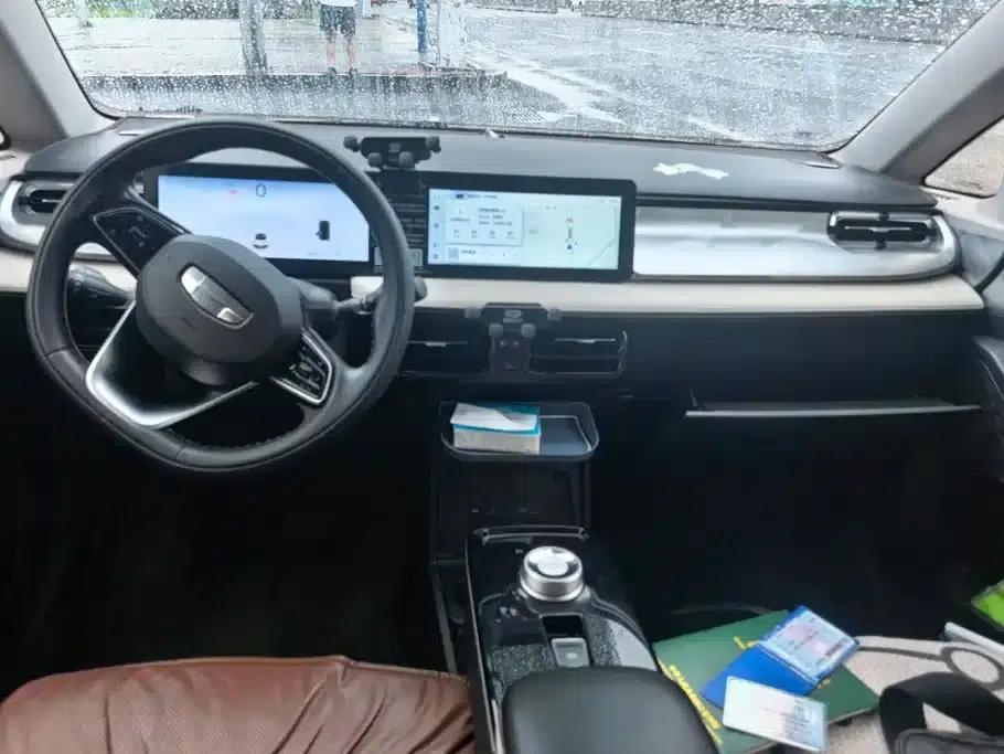 Geely Geometry E Firefly 2022 Model 401KM Thunder Tiger 4-Seater — миниатюра 12