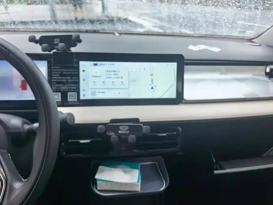 Geely Geometry E Firefly 2022 Model 401KM Thunder Tiger 4-Seater — миниатюра 13