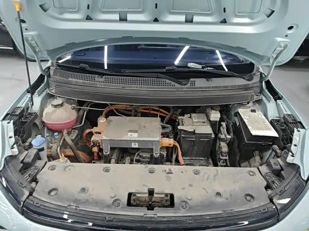 Geely Geometry E Firefly 2023 Model 320KM Cute Tiger 5-Seater — миниатюра 20