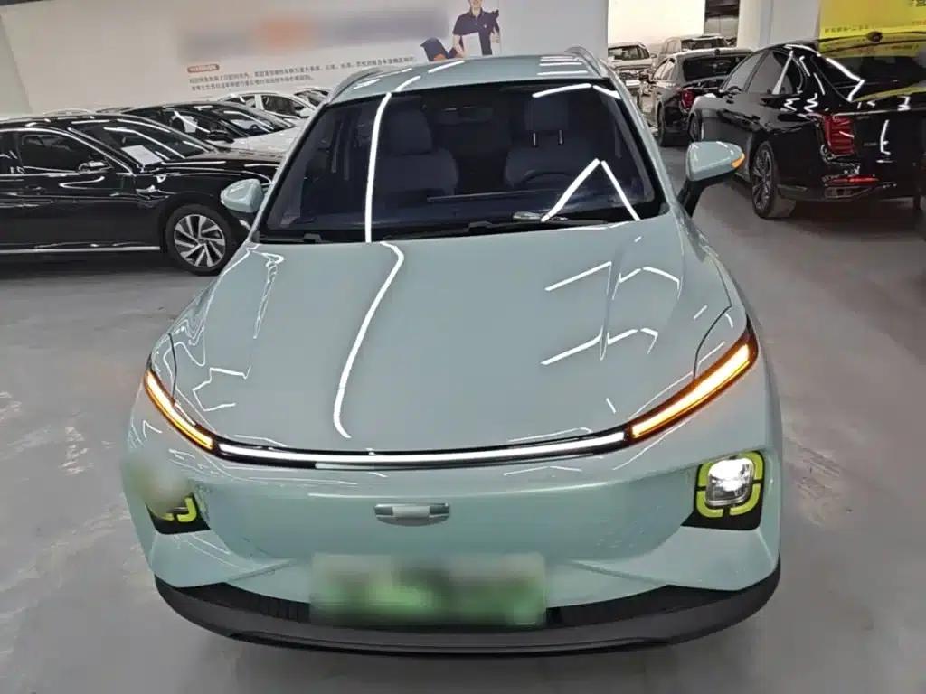 Geely Geometry E Firefly 2023 Model 320KM Cute Tiger 5-Seater — миниатюра 3