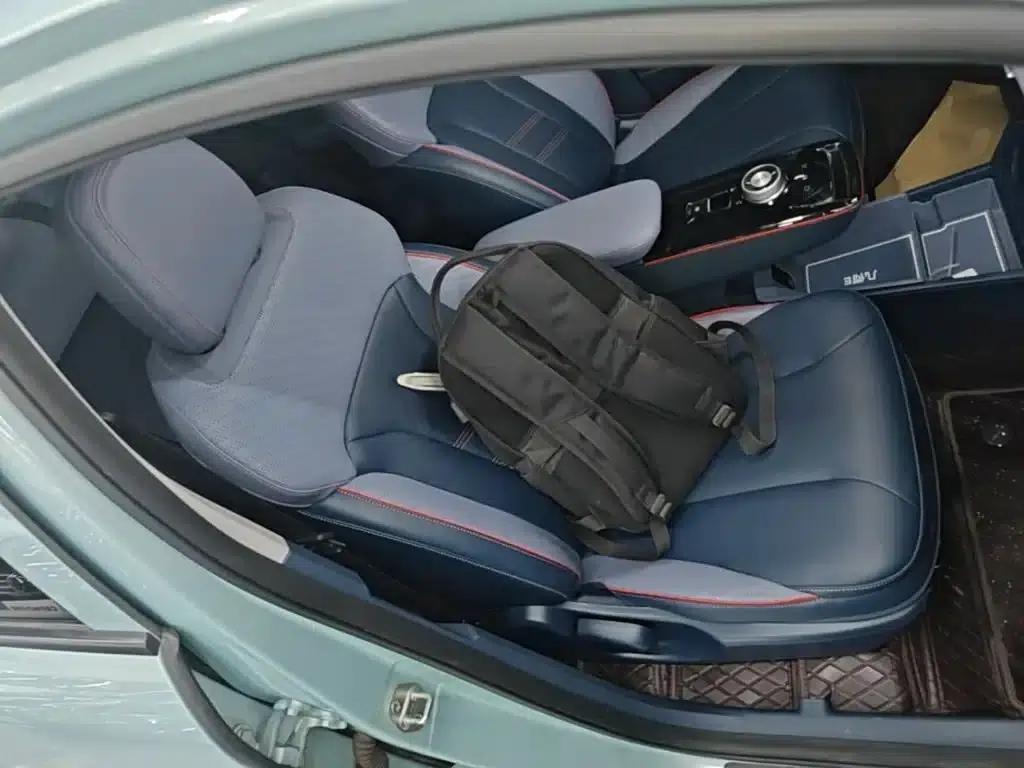 Geely Geometry E Firefly 2023 Model 320KM Cute Tiger 5-Seater — миниатюра 25