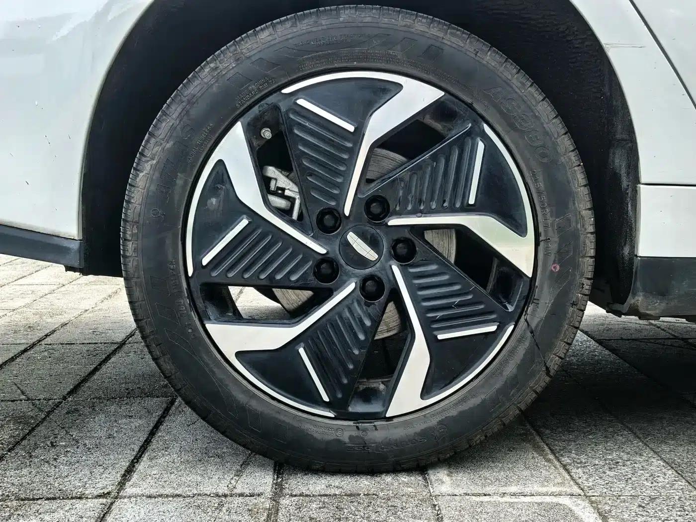 Geely Geometry G6 2024 500KM Premium Edition — миниатюра 14