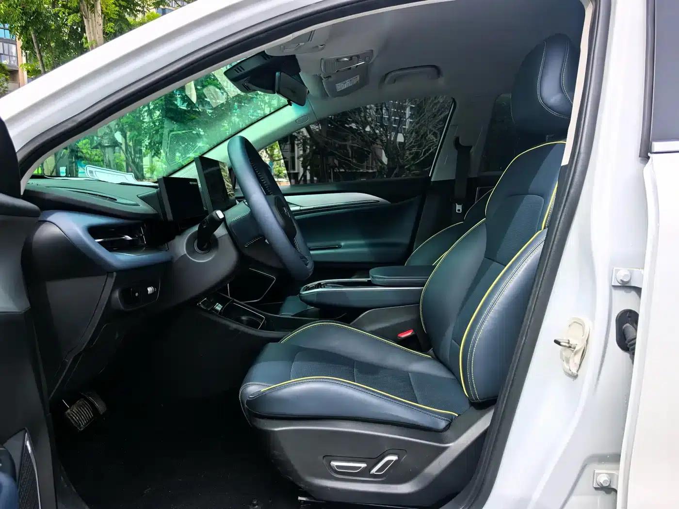 Geely Geometry G6 2024 500KM Premium Edition — миниатюра 9