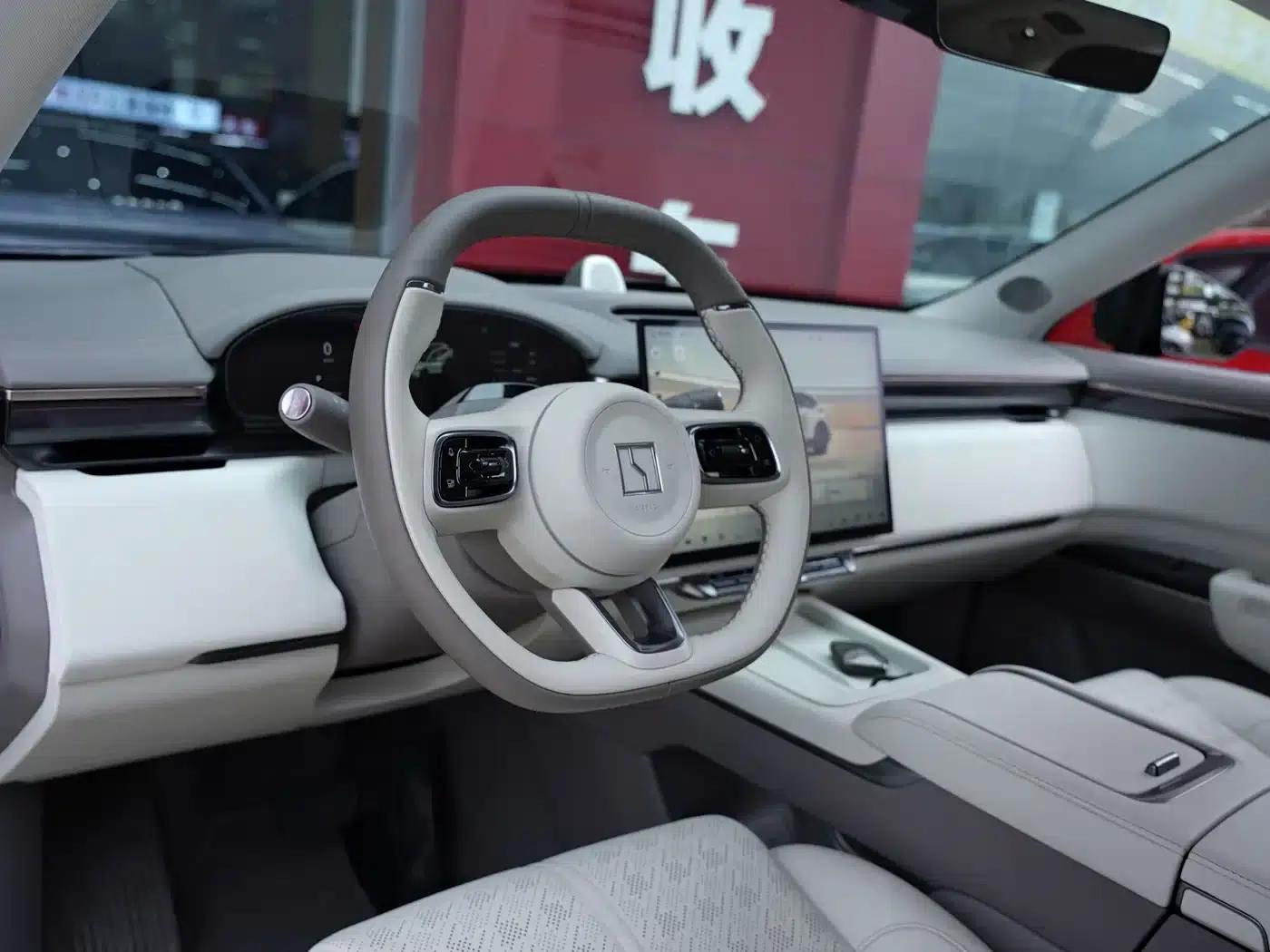 Jike 7X 2025 Model 100kWh Long-Range Rear-Wheel Drive Intelligent Driving Edition — миниатюра 13