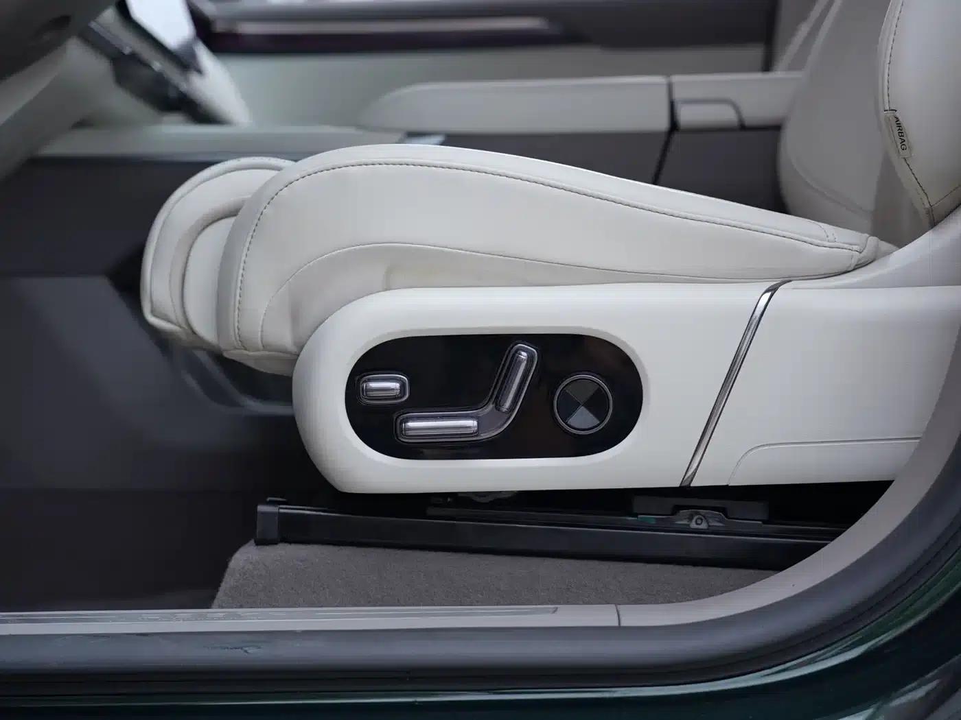 Jike 7X 2025 Model 100kWh Long-Range Rear-Wheel Drive Intelligent Driving Edition — миниатюра 19