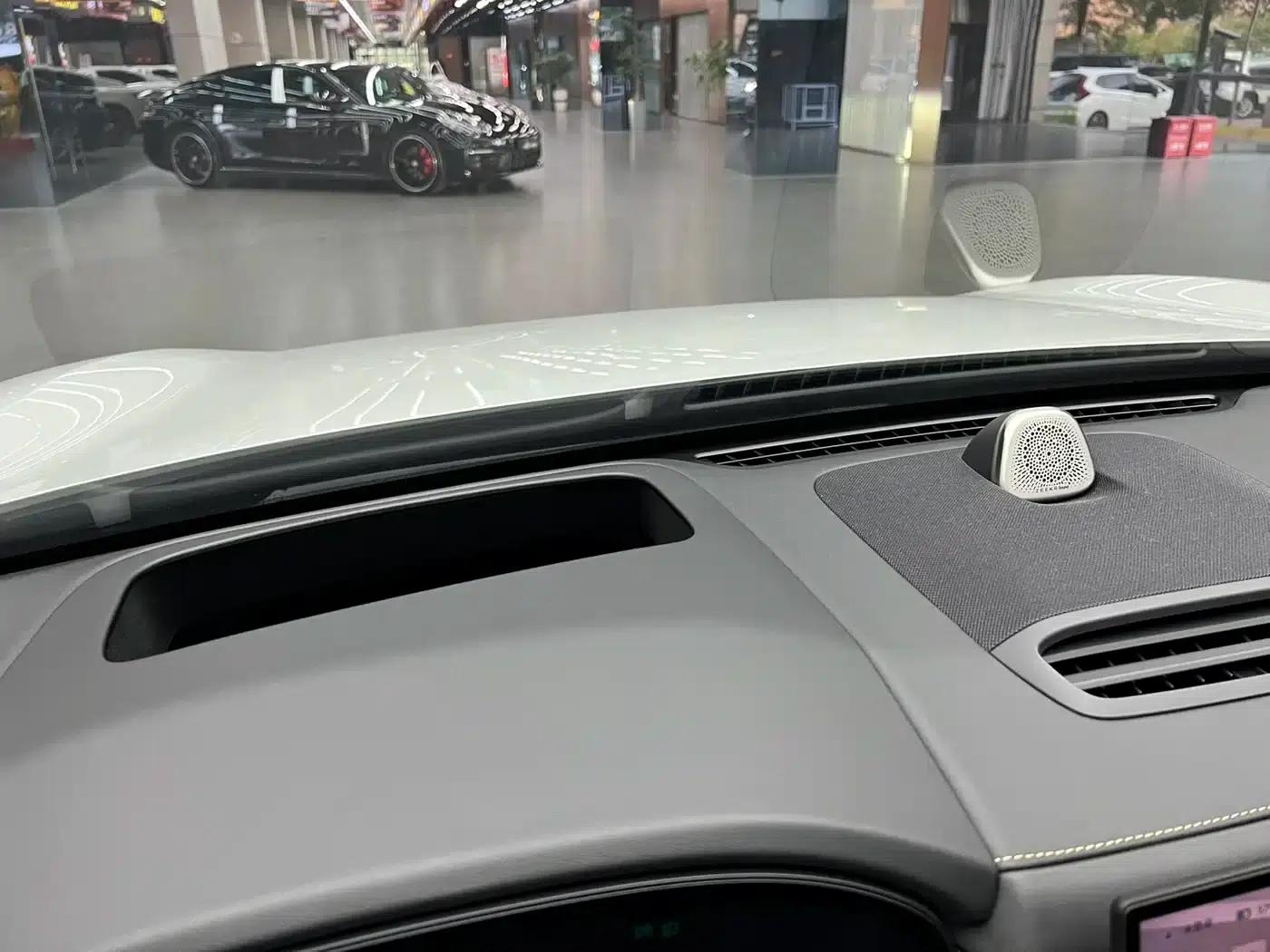 Jike 7X 2025 Model 100kWh Long-Range Rear-Wheel Drive Intelligent Driving Edition — миниатюра 20