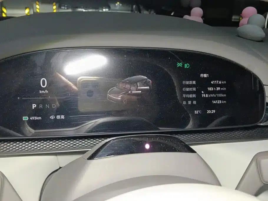 Jike 7X 2025 Model 100kWh Long-Range Four-Wheel Drive Intelligent Driving Edition — миниатюра 14