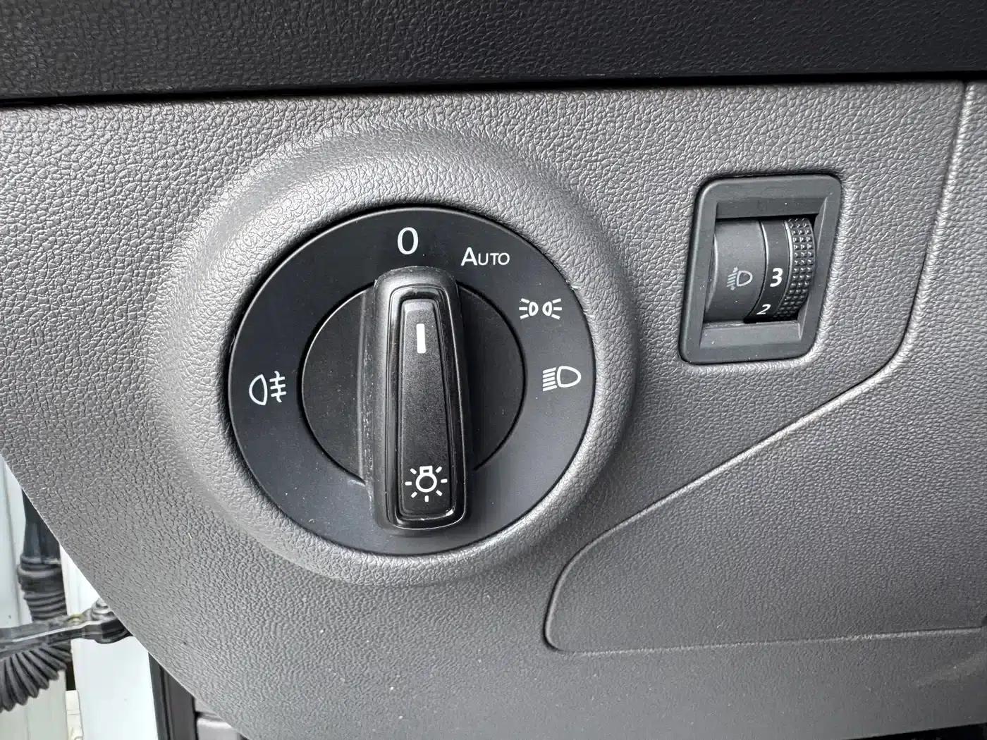 Jetta VS7 2021 1.4T Automatic Entry-Level Edition — миниатюра 13
