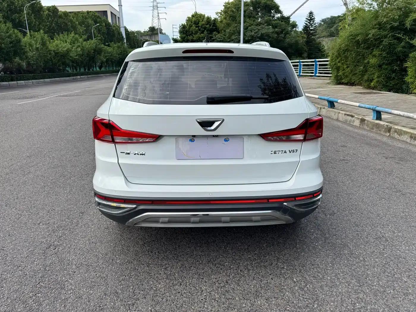 Jetta VS7 2021 1.4T Automatic Entry-Level Edition — миниатюра 8