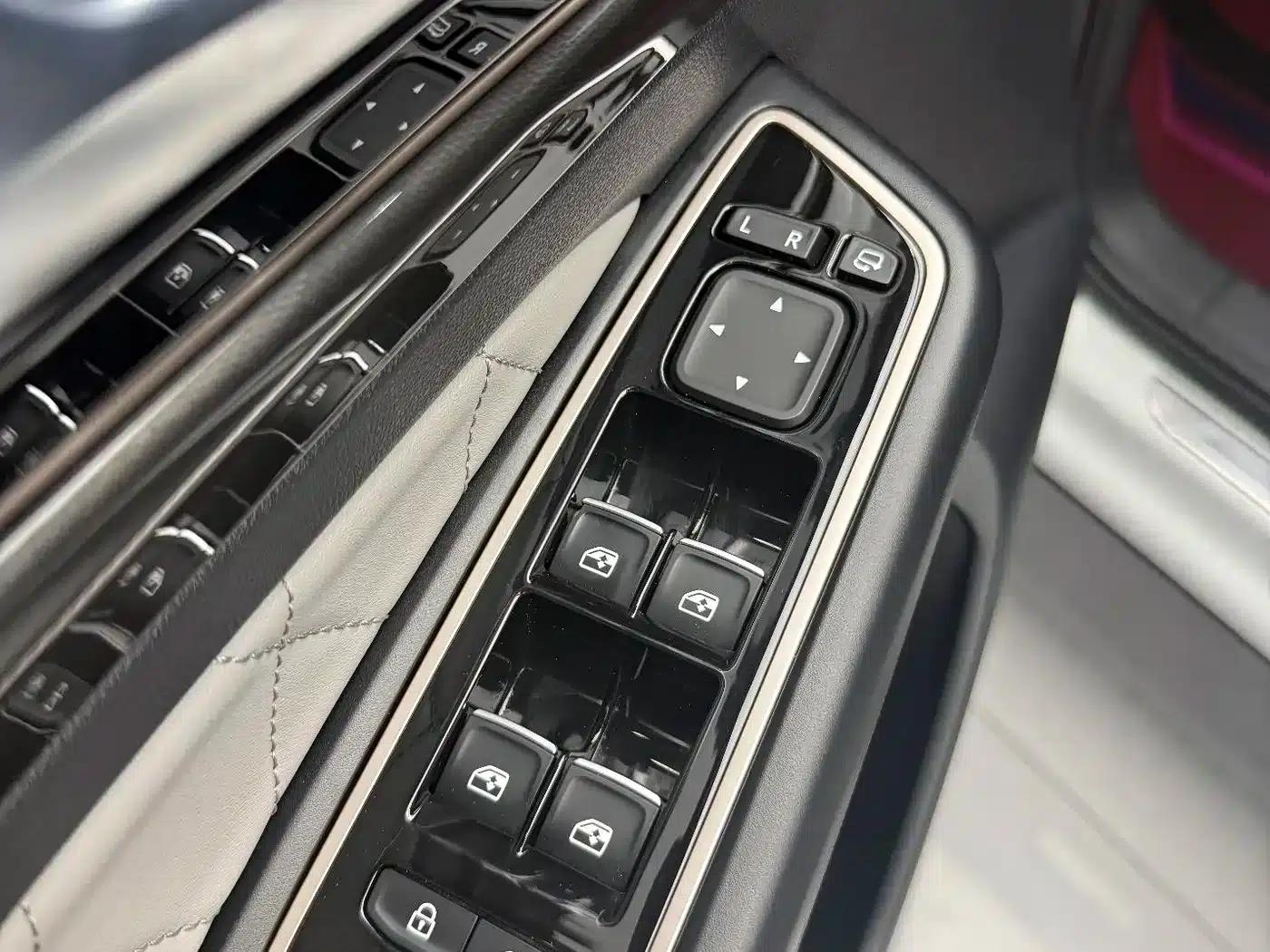 Jetta VS7 2023 280TSI Automatic High-Gloss Enjoy Edition — миниатюра 8
