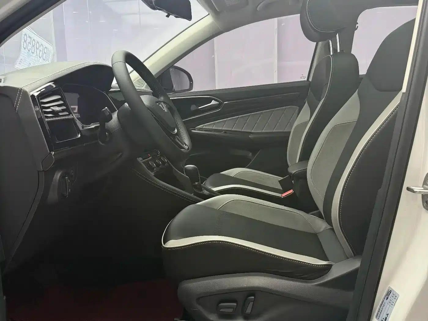 Jetta VS7 2023 280TSI Automatic High-Gloss Enjoy Edition — миниатюра 9