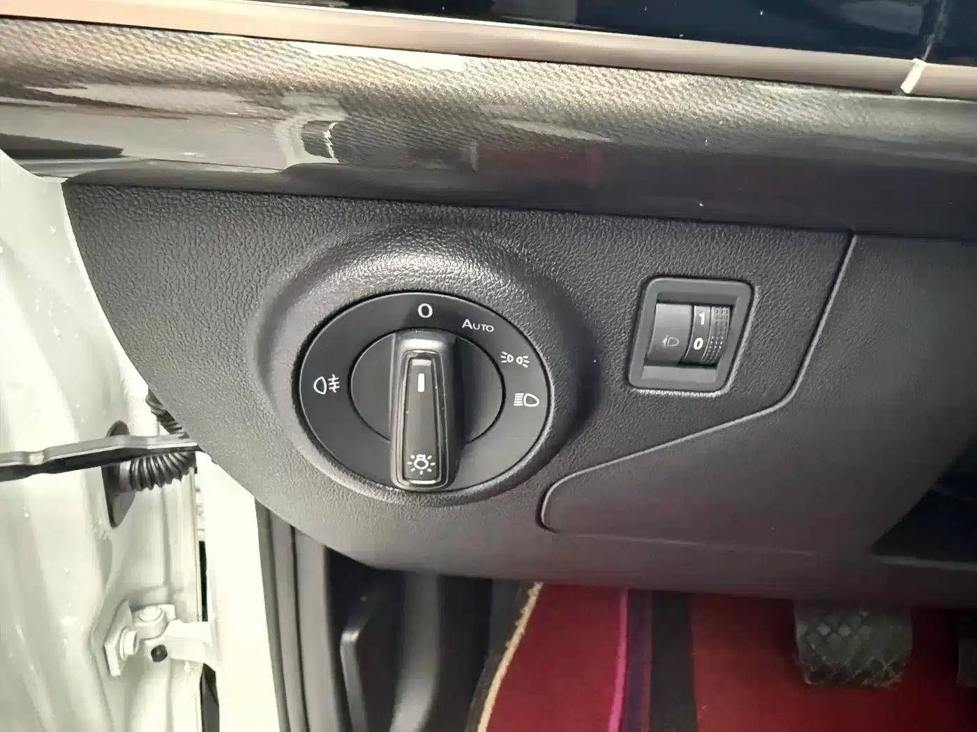 Jetta VS7 2023 280TSI Automatic High-Gloss Enjoy Edition — миниатюра 10