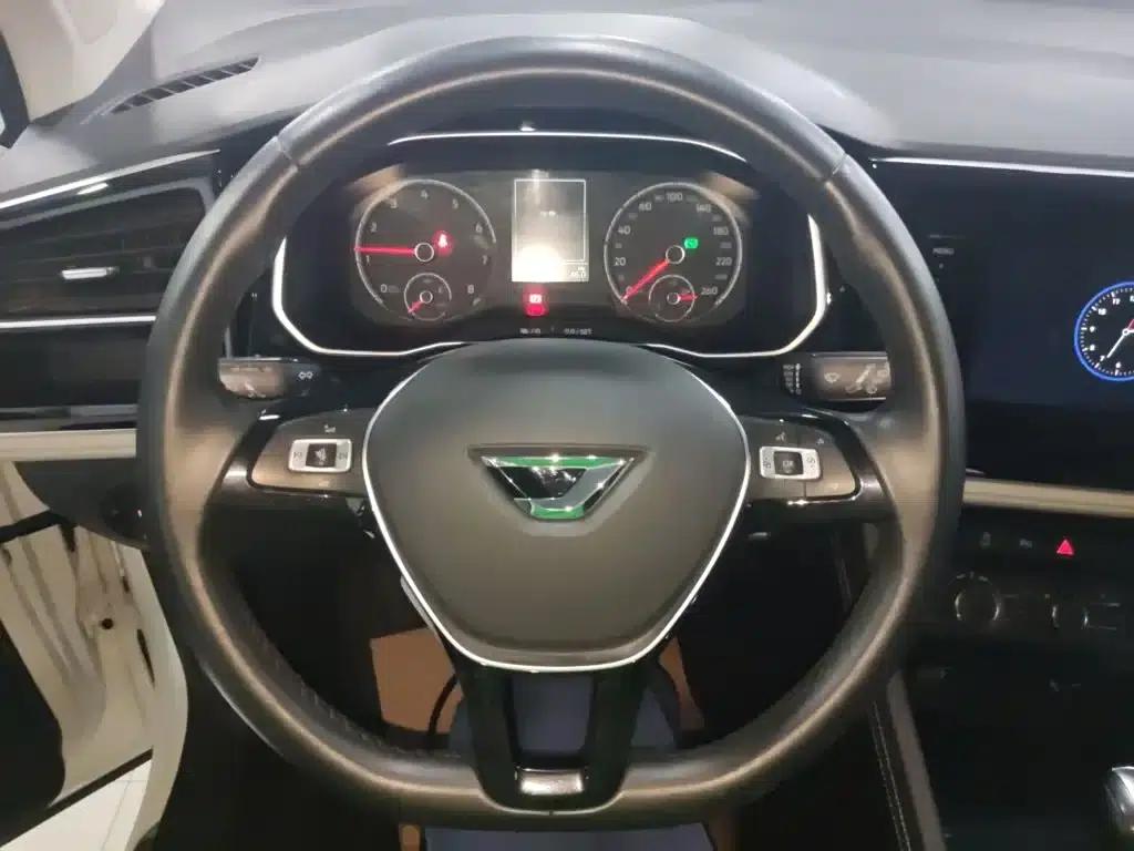 Jetta VS7 2023 280TSI Automatic Entry-Level Edition — миниатюра 7