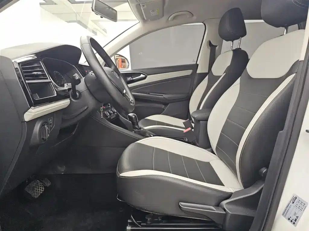 Jetta VS5 2022 280TSI Automatic Pro — миниатюра 9