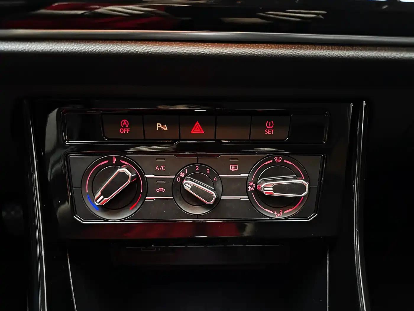 Jetta VS5 2022 280TSI Automatic Enjoyment Pro — миниатюра 14