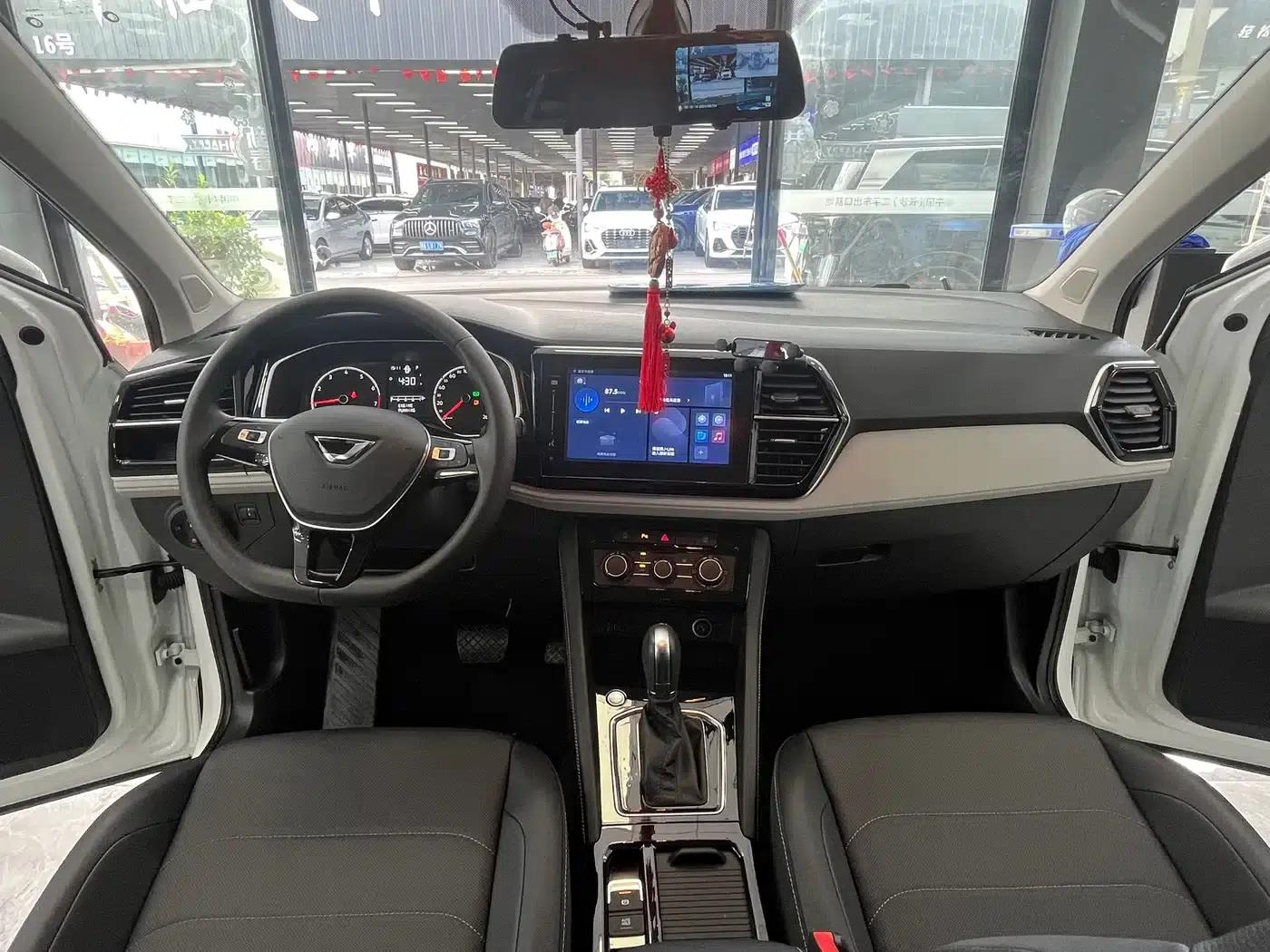 Jetta VS5 2023 280TSI Automatic Enjoyment Edition — миниатюра 12