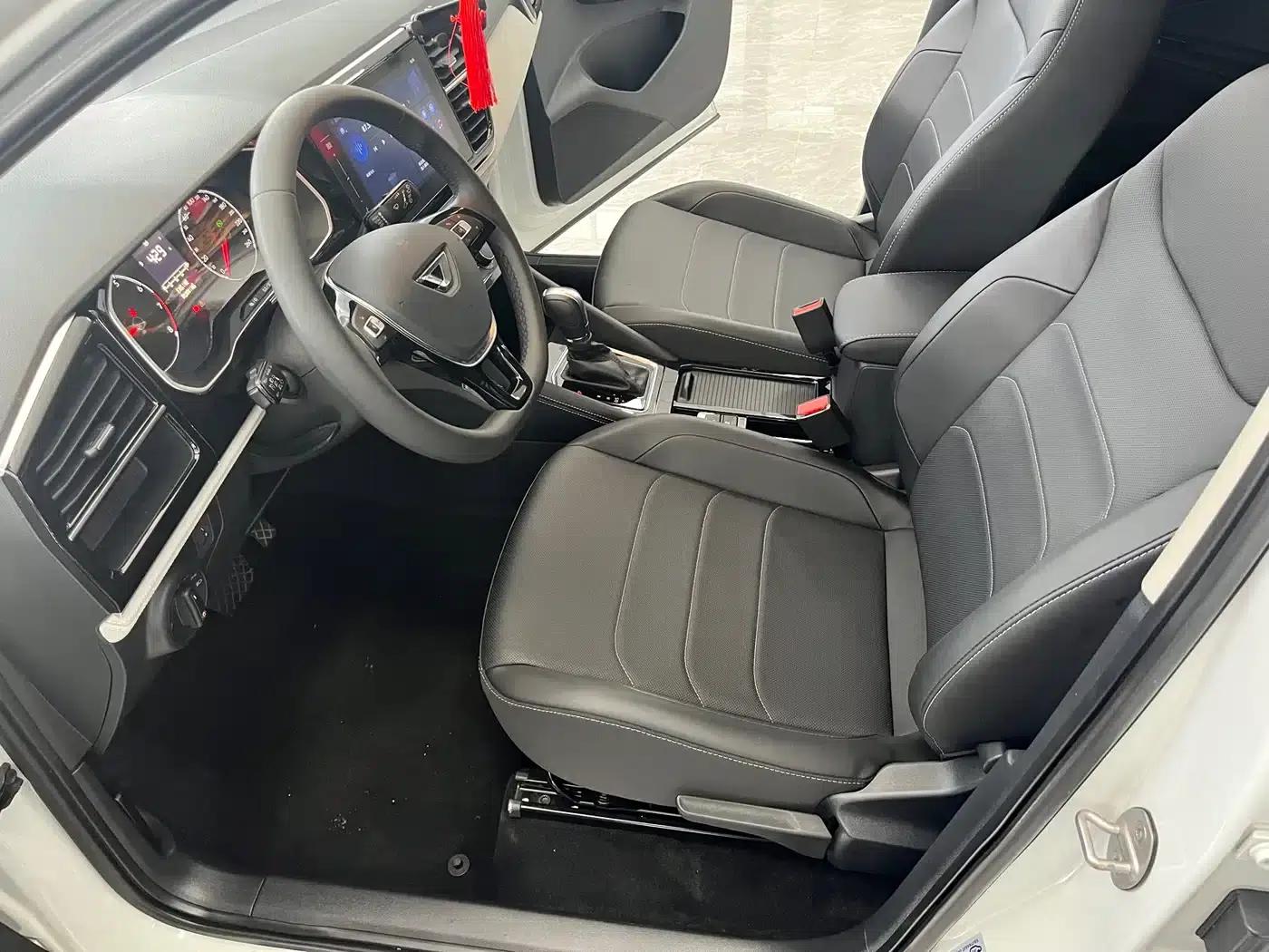 Jetta VS5 2023 280TSI Automatic Enjoyment Edition — миниатюра 9