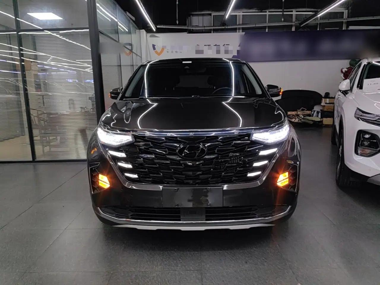 Hyundai Custo 2021 270TGDi Prestige LUX — миниатюра 2