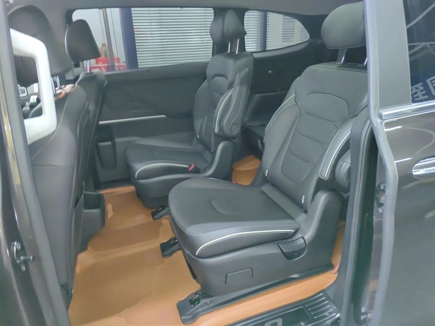 Hyundai Custo 2021 270TGDi Prestige LUX — миниатюра 20