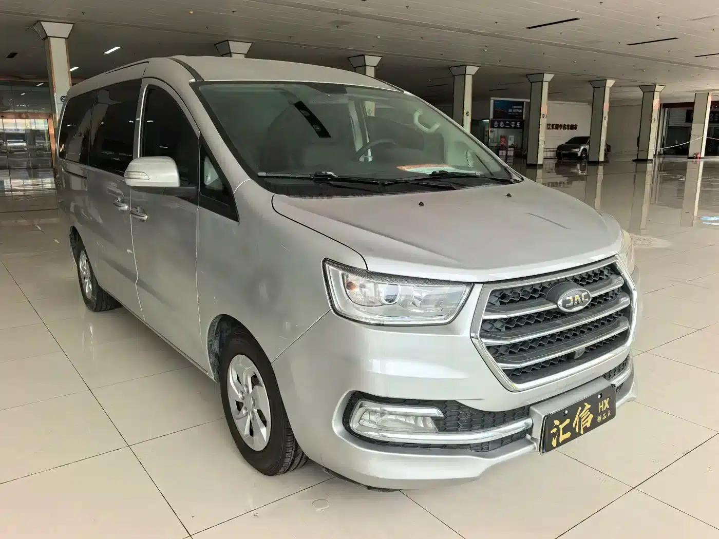 Refine M4 2016 2.0L Manual Comfort Model — миниатюра 3