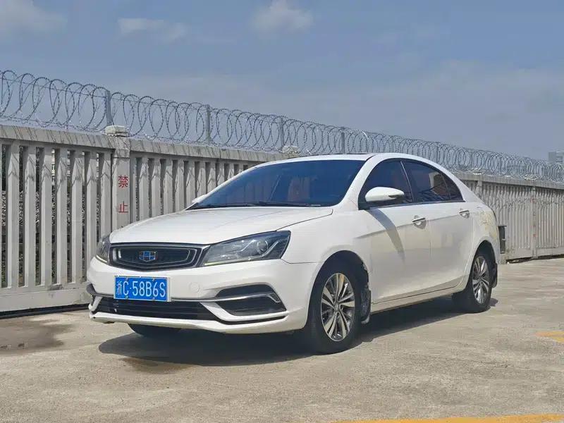 Geely Emgrand 2018 1.5L CVT Upward Connected Edition — миниатюра 1