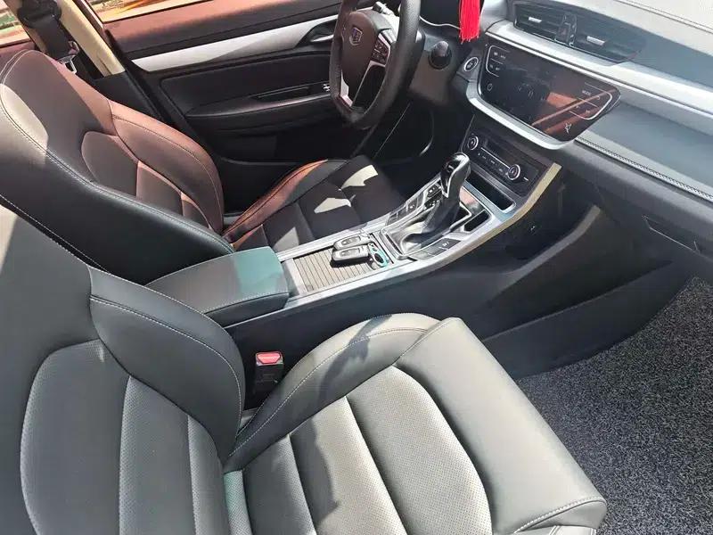 Geely Emgrand 2018 1.5L CVT Upward Connected Edition — миниатюра 13