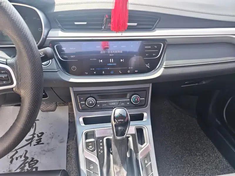 Geely Emgrand 2018 1.5L CVT Upward Connected Edition — миниатюра 9