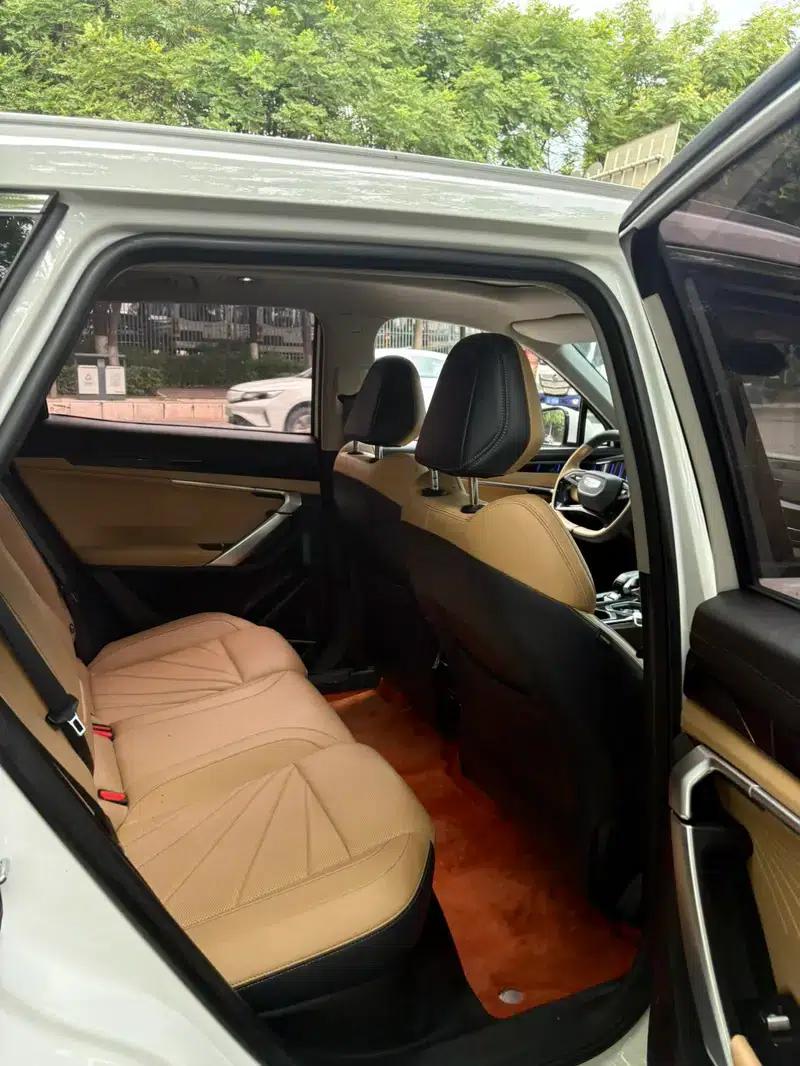 Geely Boyue L 2023 1.5TD DCT Luxury Edition — миниатюра 6