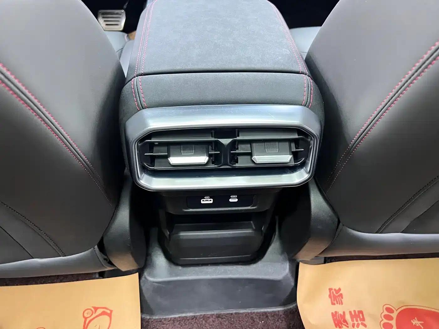 Jetour Traveler C-DM 2024 Model C-DM 208KM Off-Road Edition — миниатюра 17